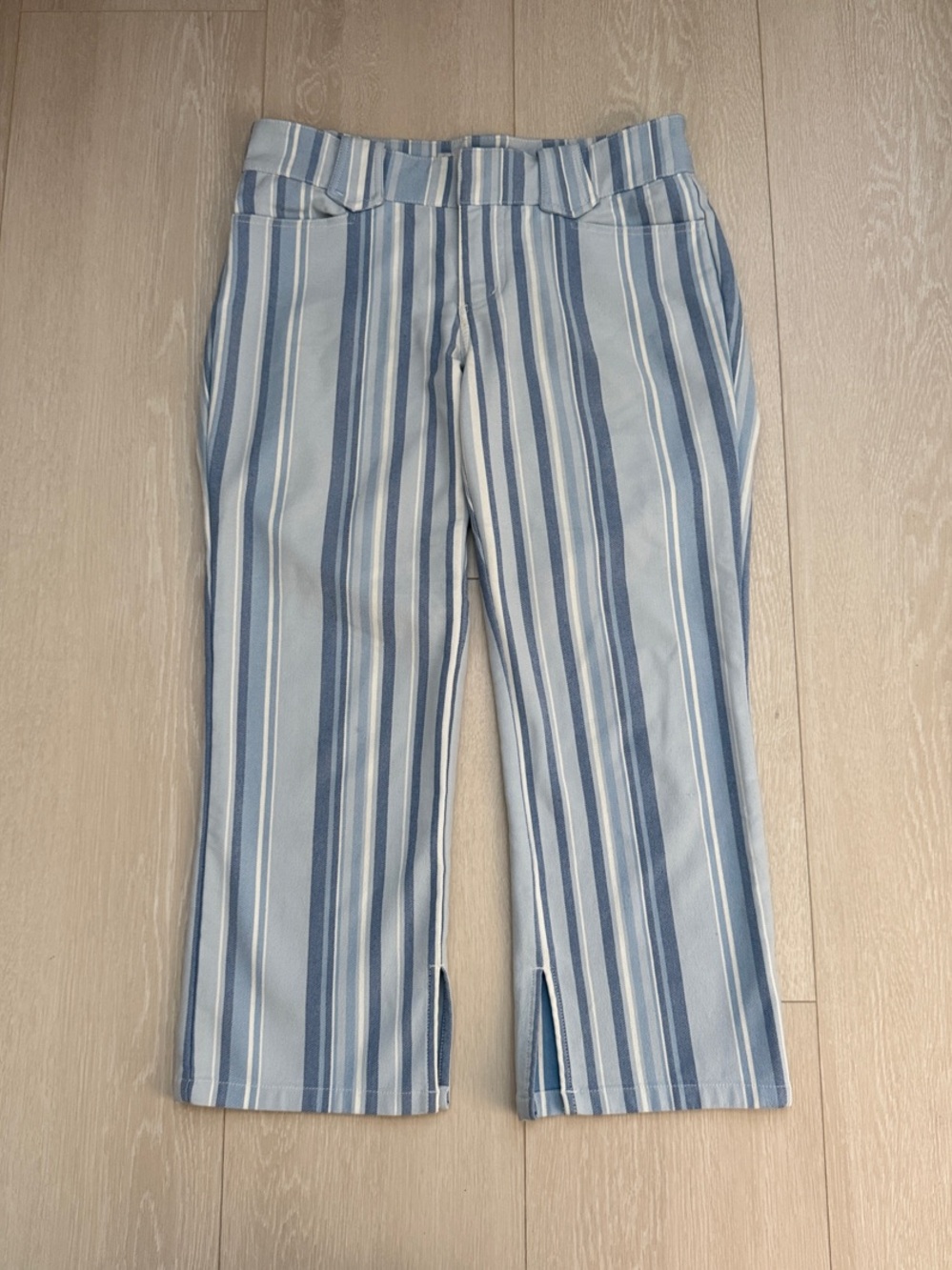 Guess Y2K Blue & Light Blue Vertical Stripe Cropped Pants